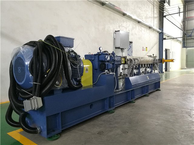 雙螺桿擠出機